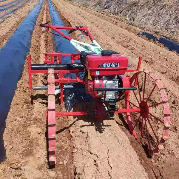 起垄覆膜机喷土旋耕施肥起垄覆膜滴灌一体机土豆辣椒红薯起垄机